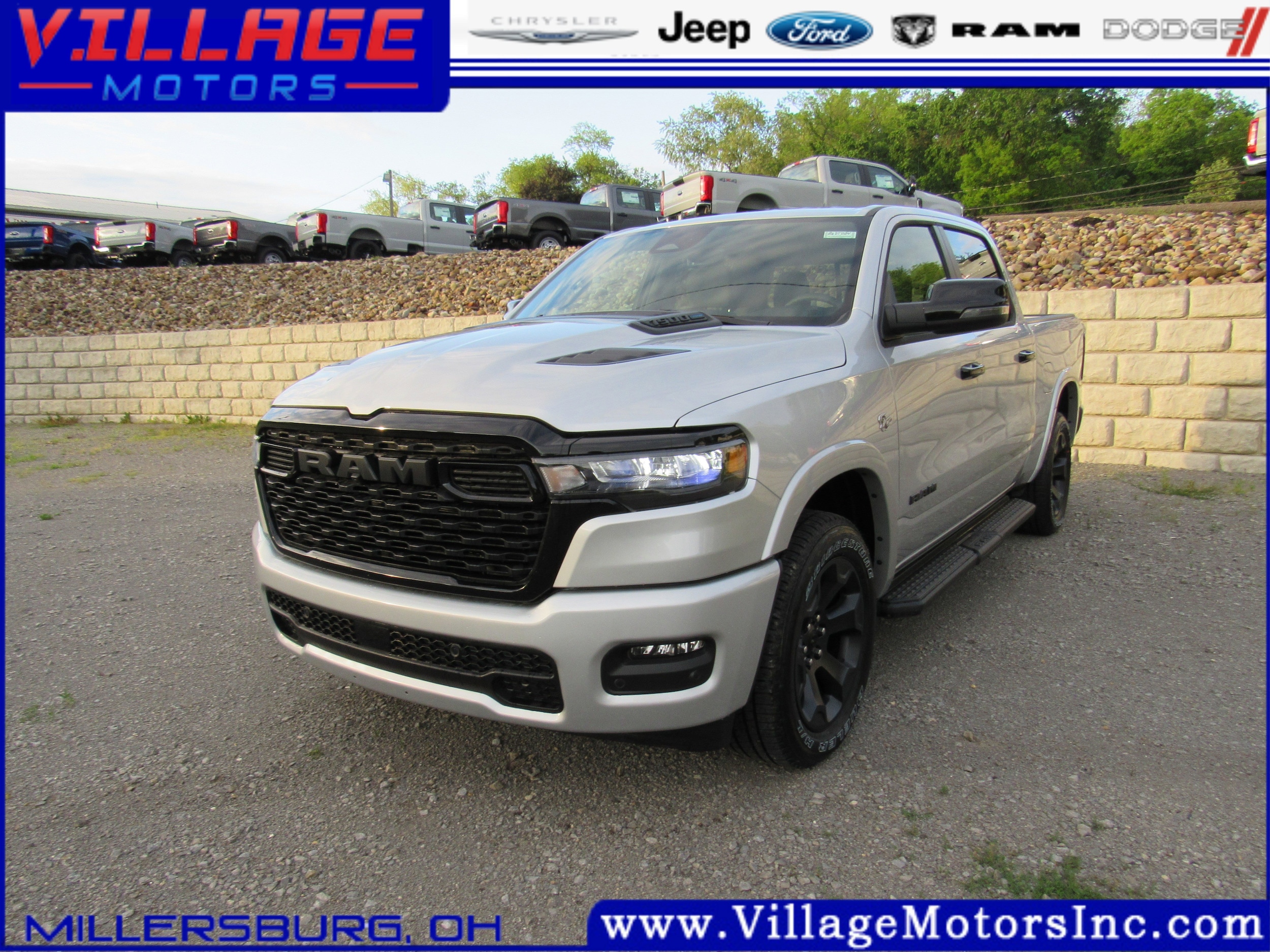 2026 RAM 1500 Big Horn/Lone Star 4x4 Crew Cab 5'7's photo