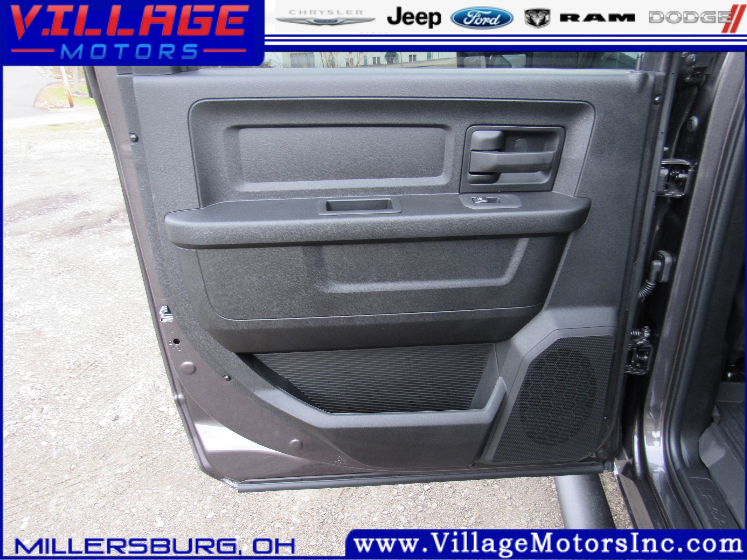 2026 RAM 3500 Tradesman - Photo 17