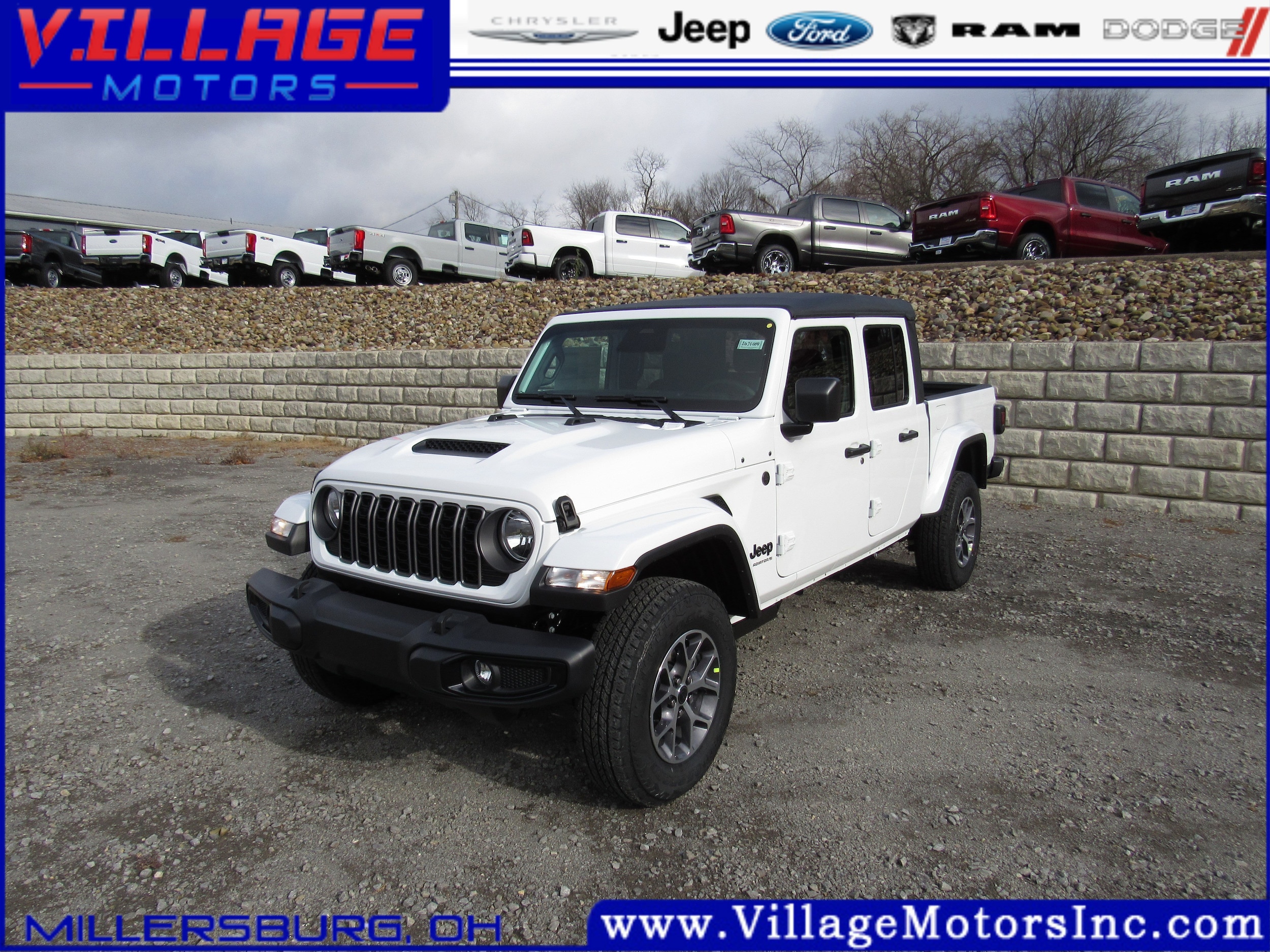 2026 Jeep Gladiator Sport S's photo