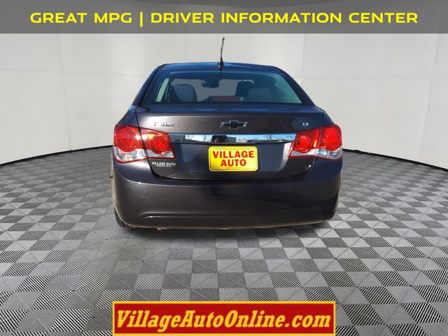 2014 Chevrolet Cruze photo 3