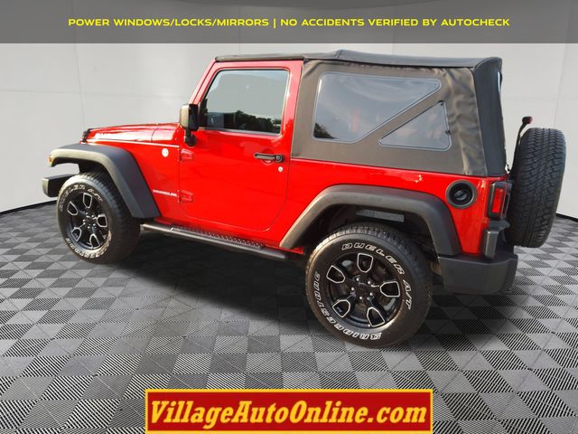 2012 Jeep Wrangler Rubicon photo 2