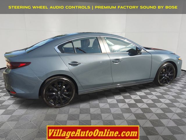 2023 Mazda Mazda3 2.5 s Carbon photo 4