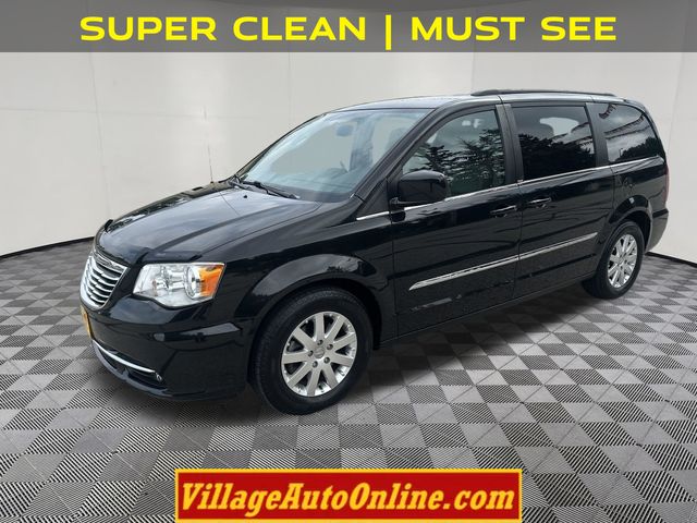 2014 Chrysler Town & Country Negro (Brilliant Black Crystal Pearlcoat) Minivan Tracción delantera 6 velocidades Automática