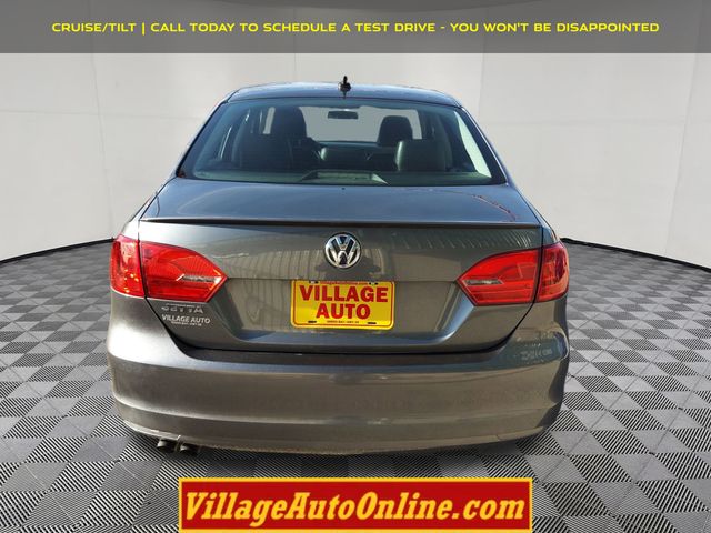 2014 Volkswagen Jetta 1.8T SE photo 3