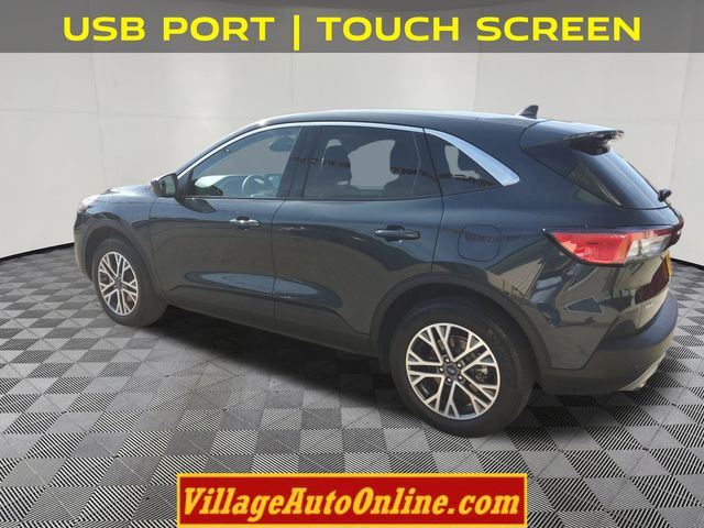 2022 Ford Escape SEL photo 2