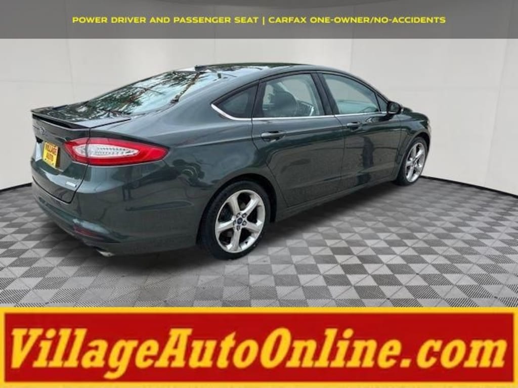 Used 2015 Ford Fusion SE Sedan