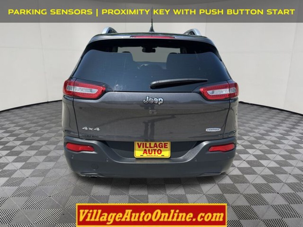 Used 2017 Jeep Cherokee Latitude SUV