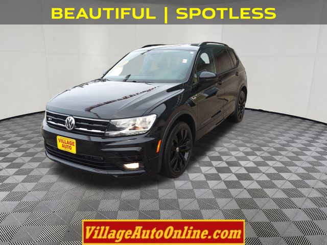 2021 Volkswagen Tiguan SE R-LINE BLACK's photo