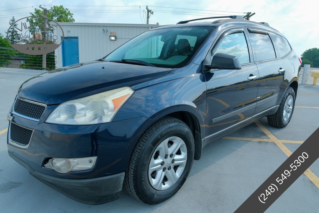 Used 2012 Chevrolet Traverse LS with VIN 1GNKRFED1CJ280093 for sale in Royal Oak, MI
