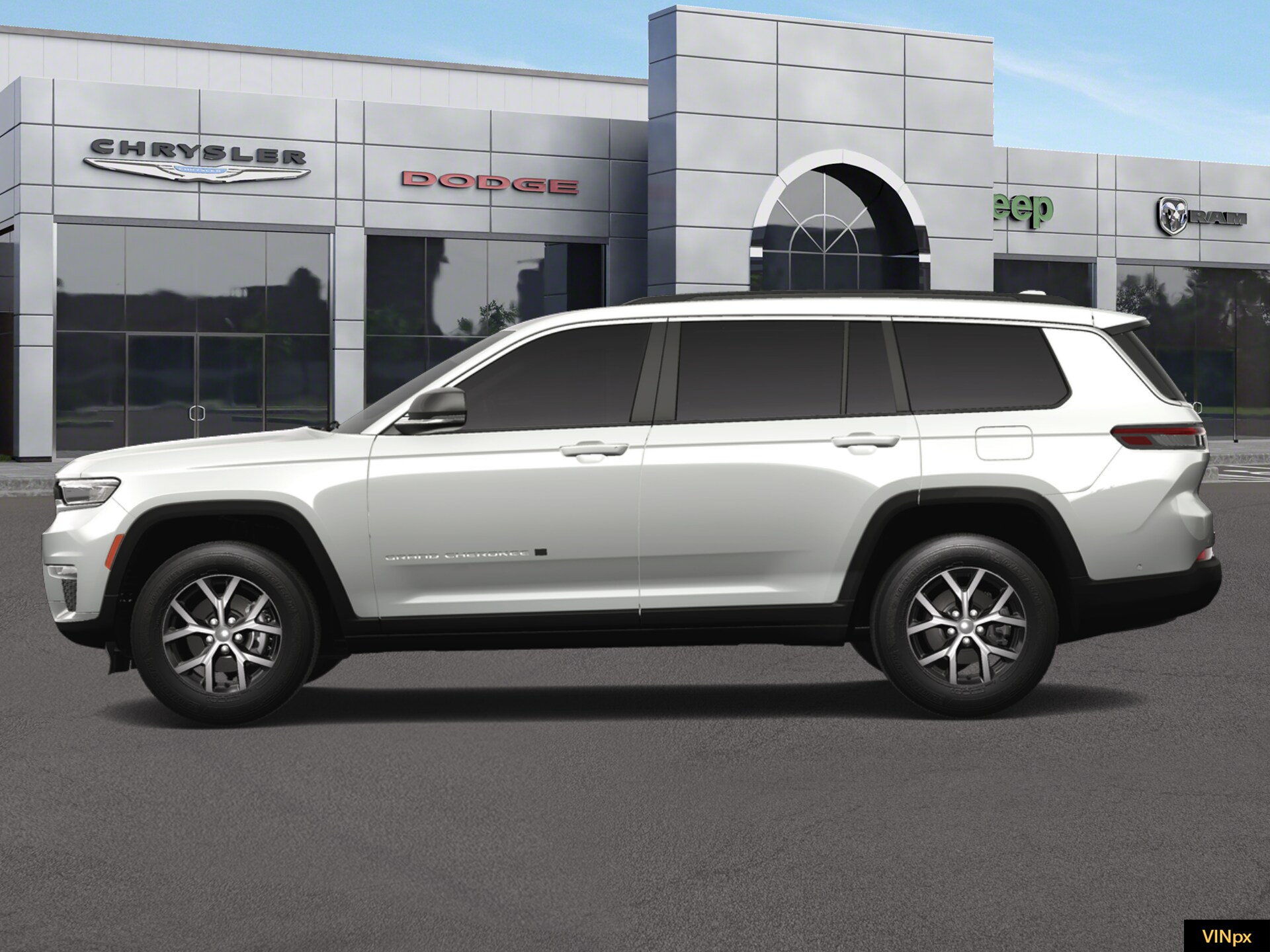 2025 Jeep Grand Cherokee Limited photo 3