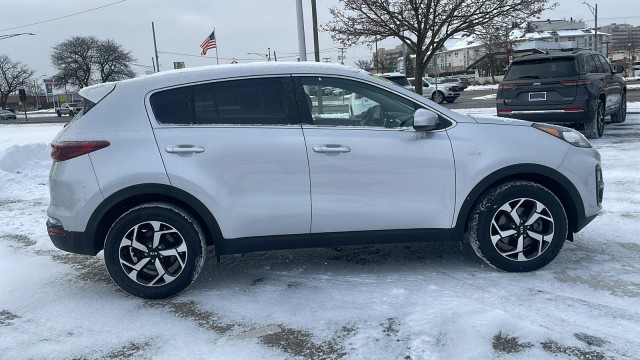 Used 2022 Kia Sportage LX with VIN KNDPMCAC7N7015803 for sale in Royal Oak, MI