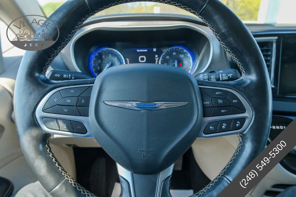2021 Chrysler Pacifica Touring L - Photo 19