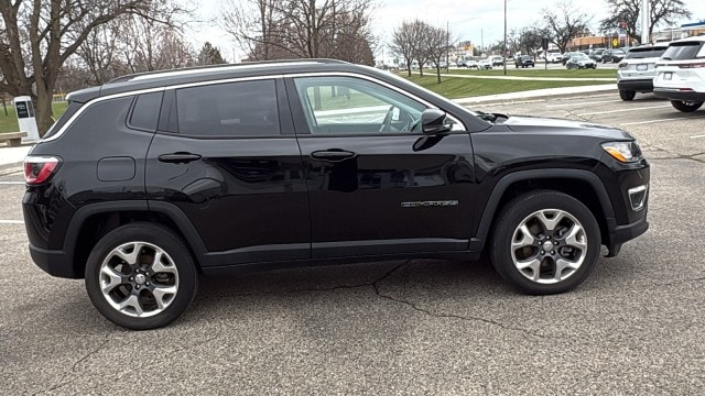 Used 2019 Jeep Compass Limited with VIN 3C4NJDCB2KT806404 for sale in Royal Oak, MI