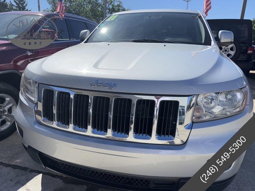 Used 2011 Jeep Grand Cherokee Laredo with VIN 1J4RR4GG4BC677765 for sale in Royal Oak, MI