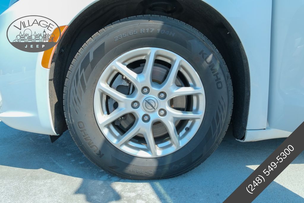 2021 Chrysler Pacifica Touring L - Photo 15