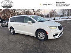 2021 Chrysler Pacifica Touring L Van Passenger Van