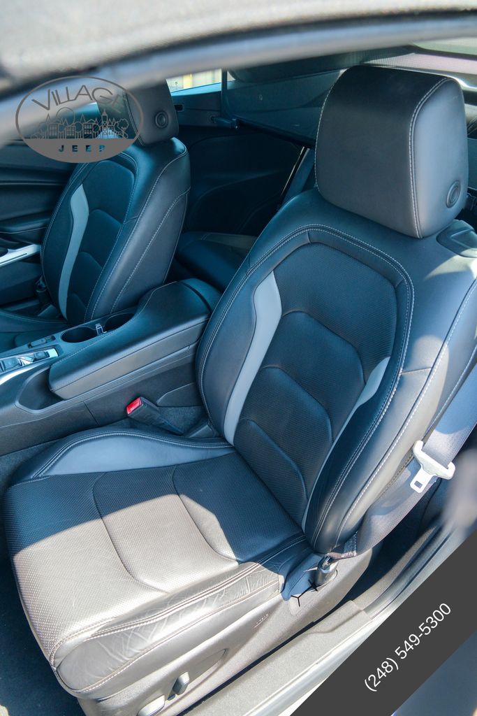 2018 Chevrolet Camaro 2LT - Photo 15