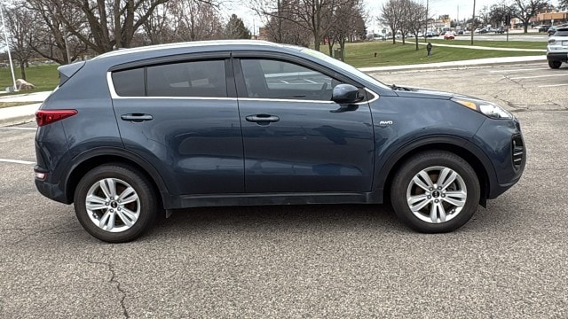 Used 2017 Kia Sportage LX with VIN KNDPMCAC7H7194333 for sale in Royal Oak, MI