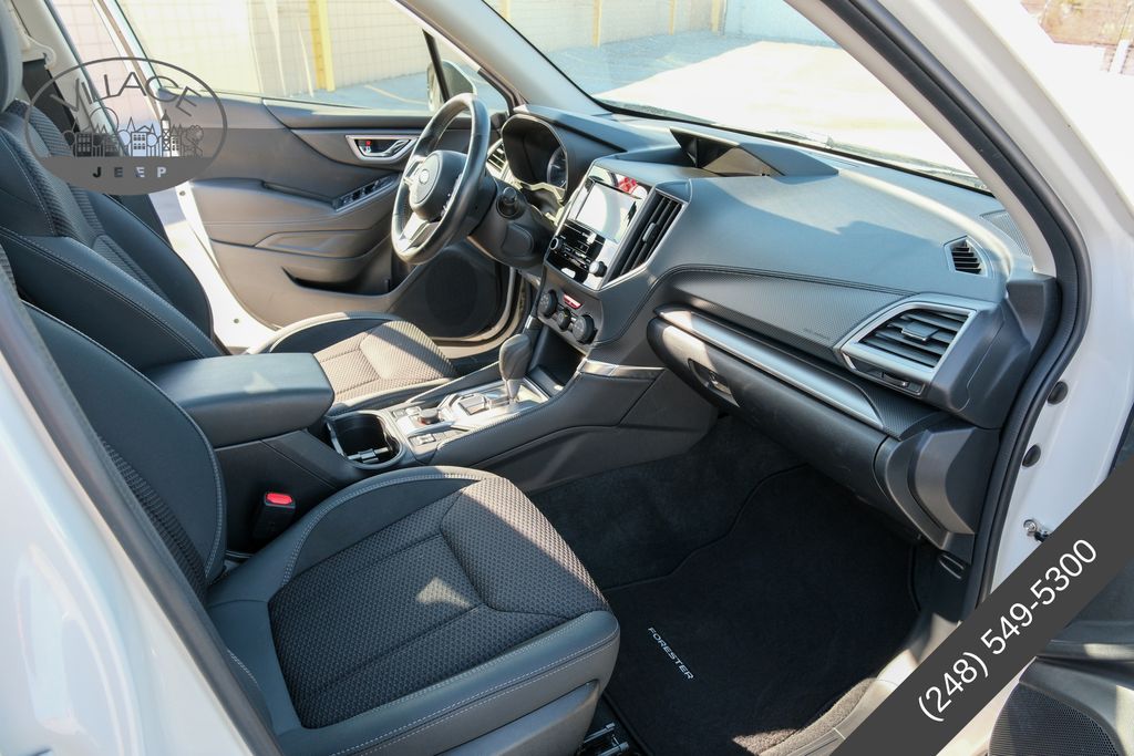 2024 Subaru Forester Premium - Photo 12