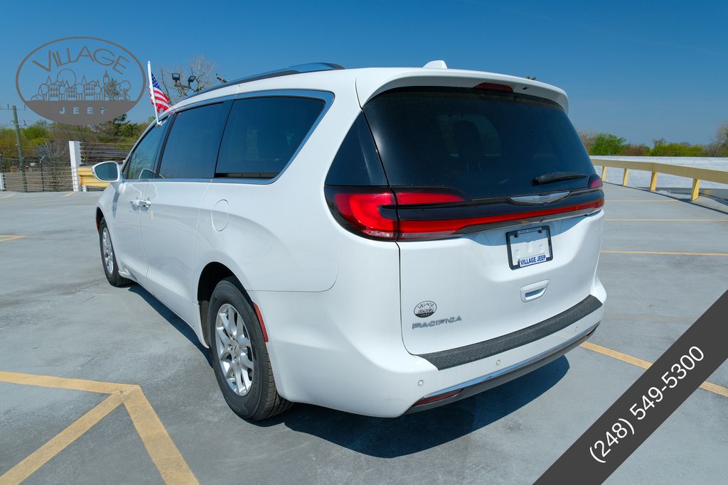 2021 Chrysler Pacifica Touring L - Photo 6