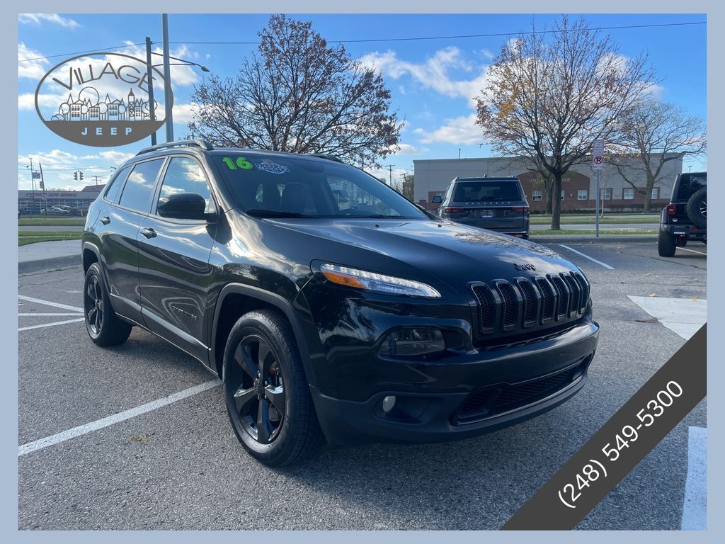 2016 Jeep Cherokee SUV 