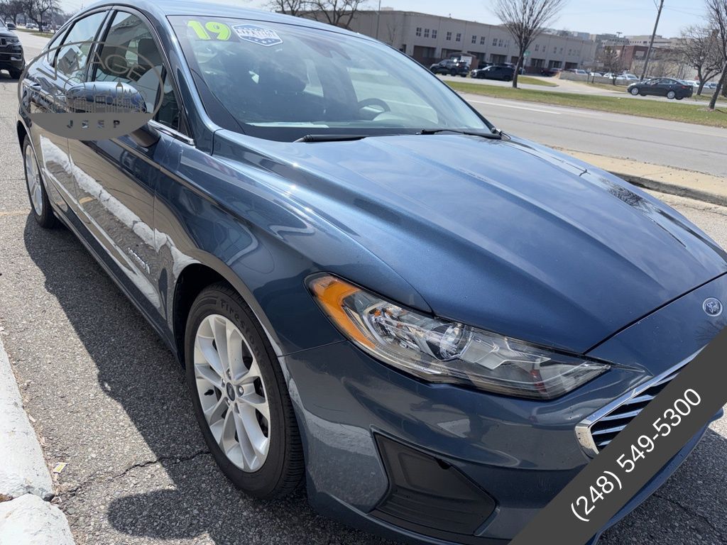 Used 2019 Ford Fusion Hybrid SE with VIN 3FA6P0LU9KR168295 for sale in Royal Oak, MI