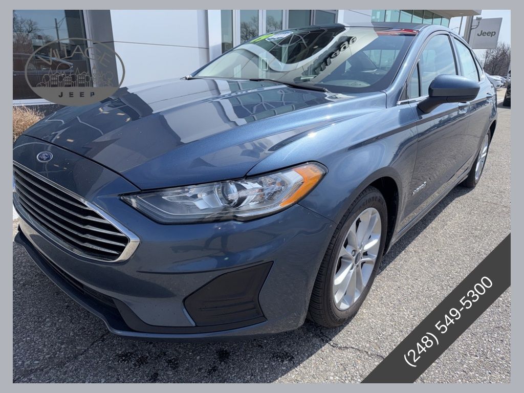 2019 Ford Fusion Hybrid SE