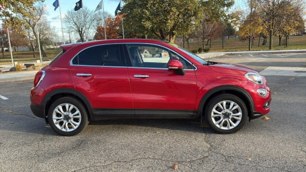 Used 2016 FIAT 500X Lounge SUV