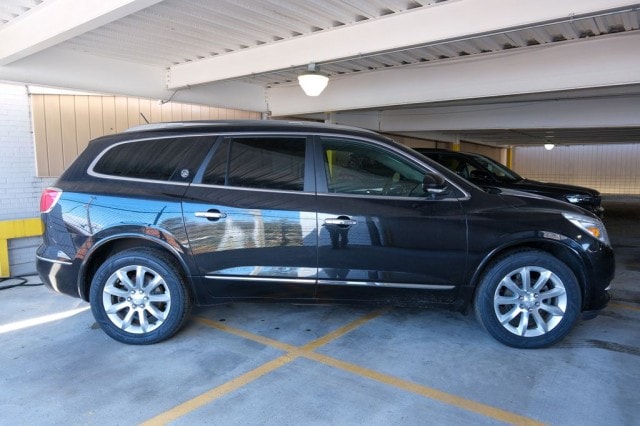 Used 2014 Buick Enclave Premium with VIN 5GAKVCKDXEJ211284 for sale in Royal Oak, MI