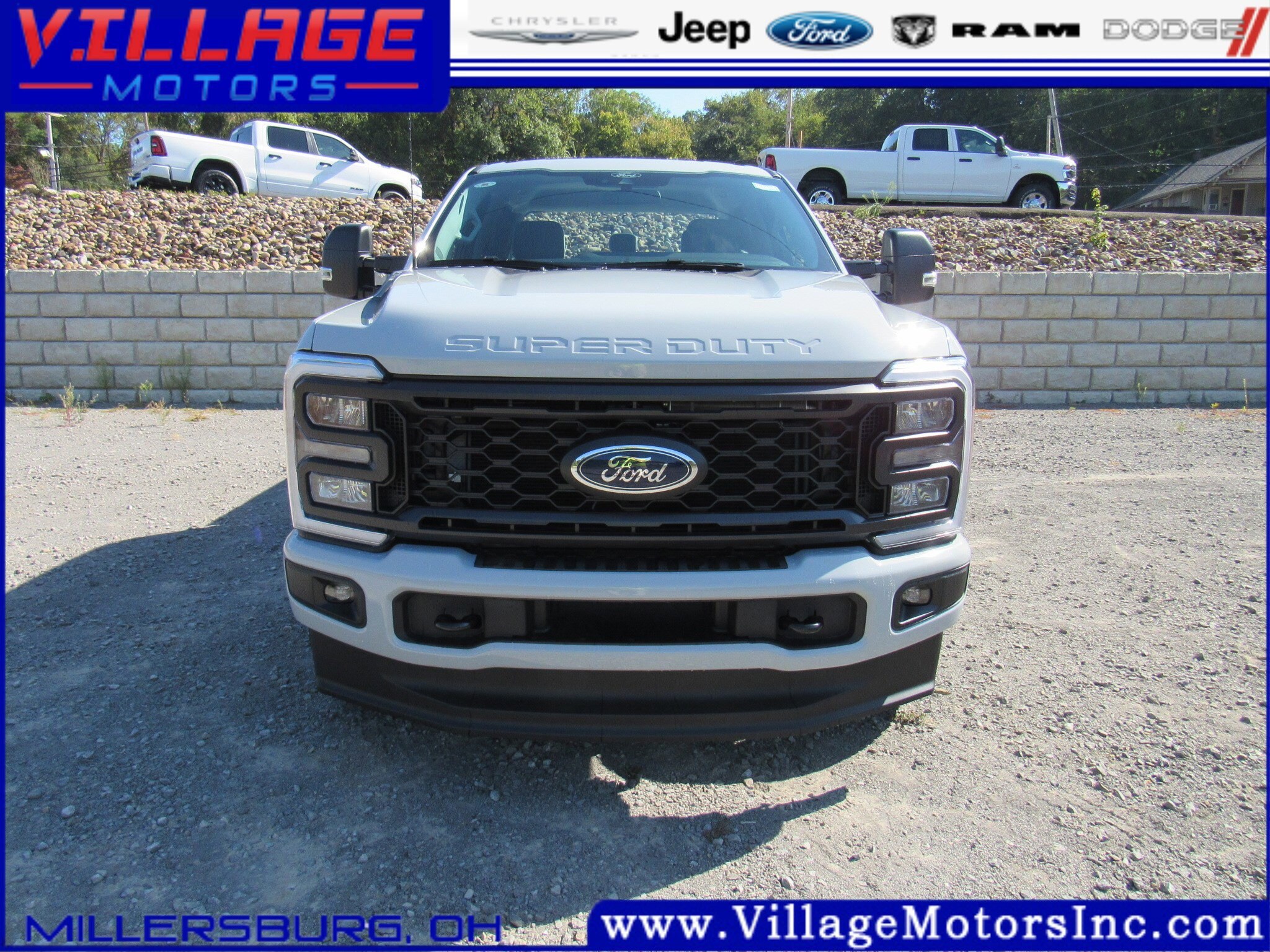 2026 Ford F-350 photo 2