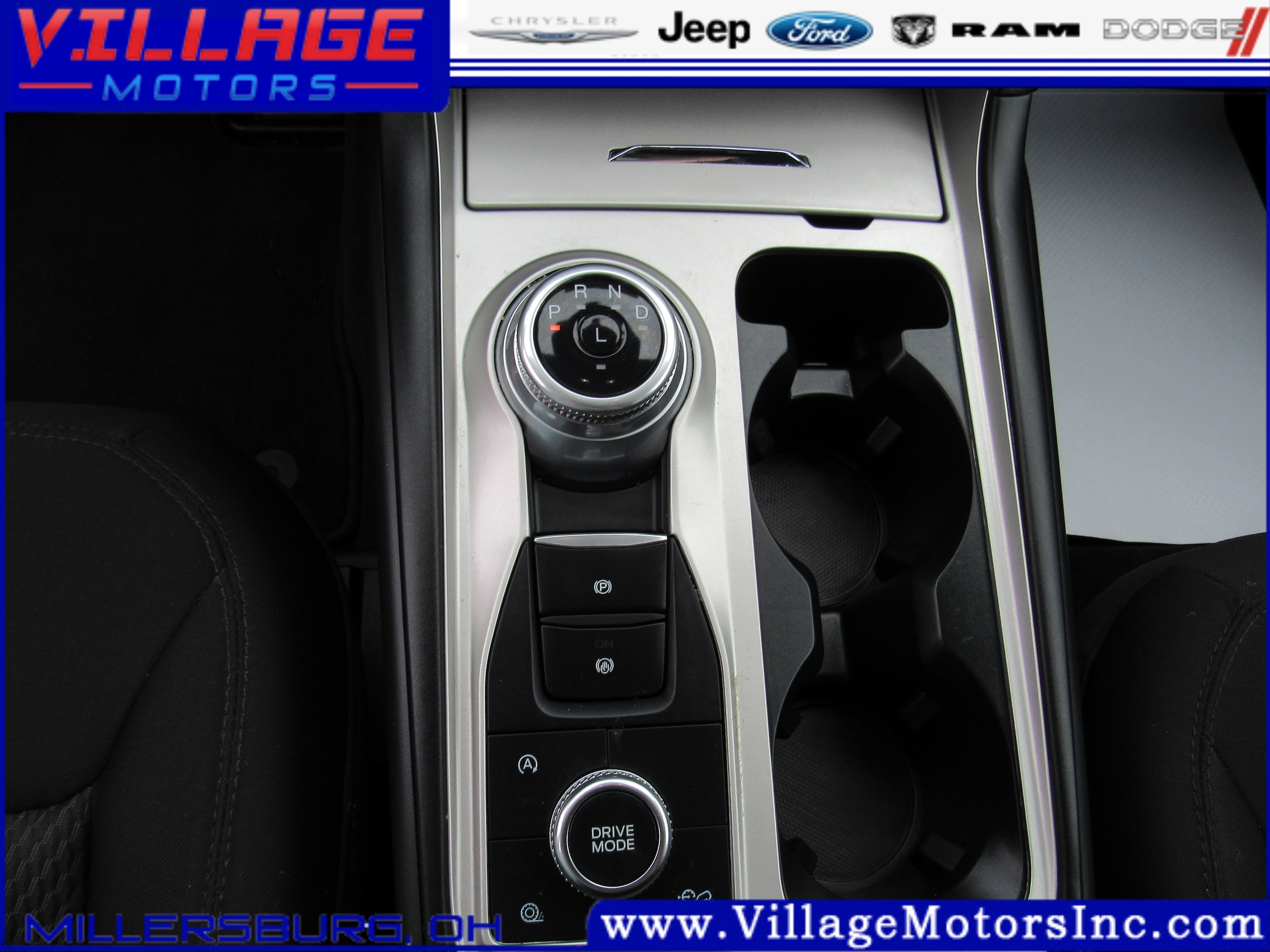 2023 Ford Explorer XLT - Photo 12