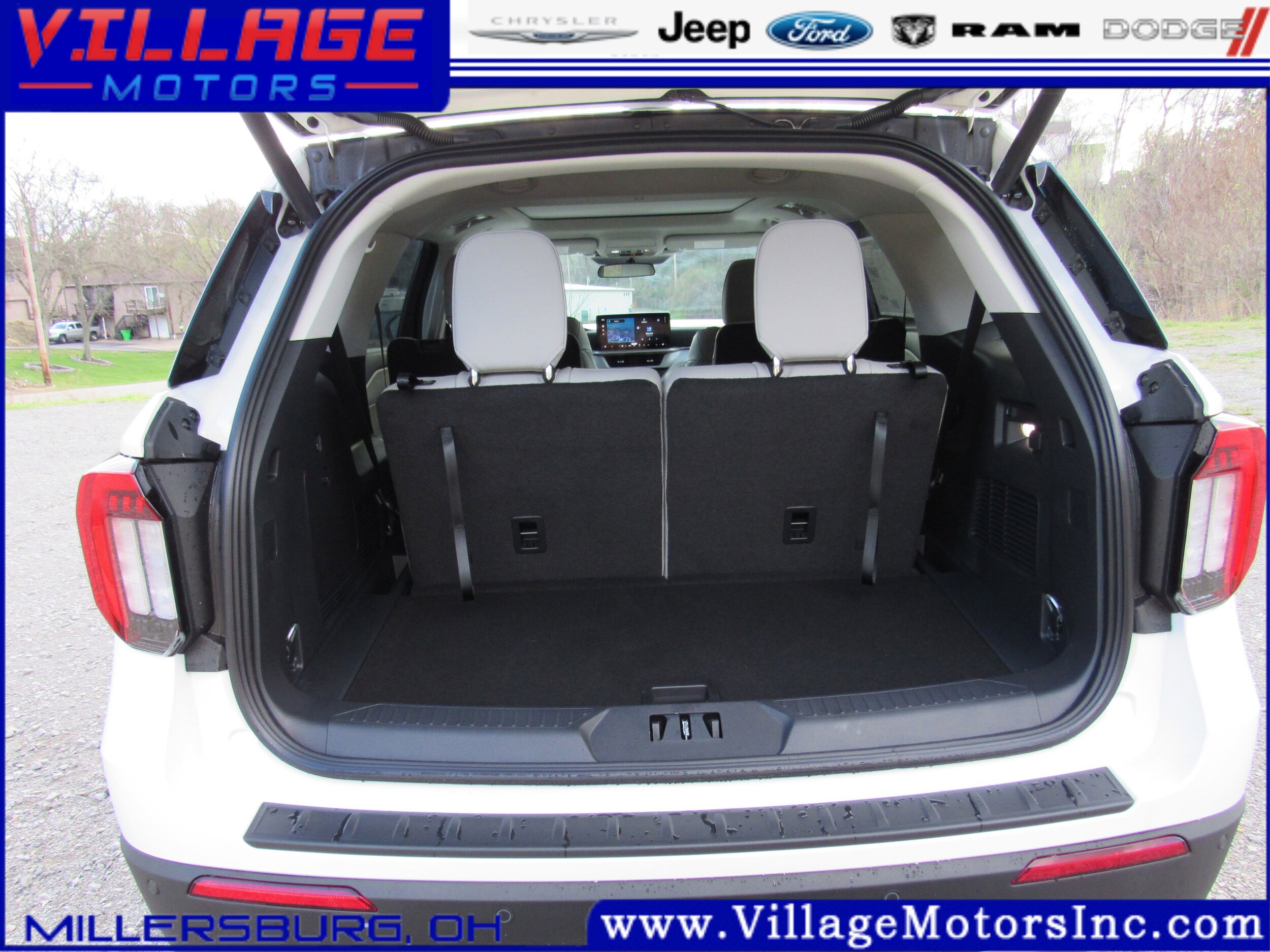 2026 Ford Explorer Active - Photo 17