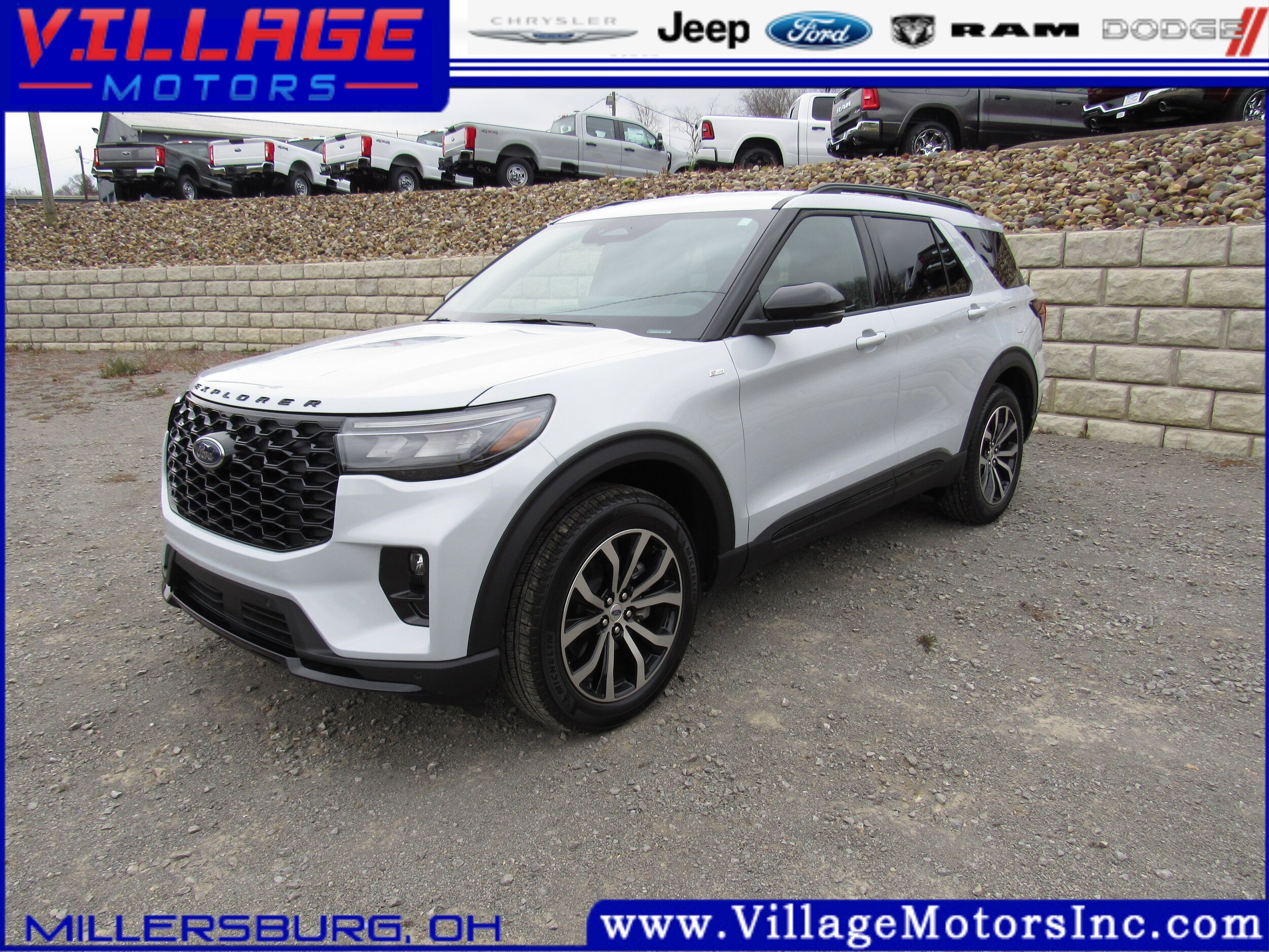 2026 Ford Explorer ST-LINE's photo