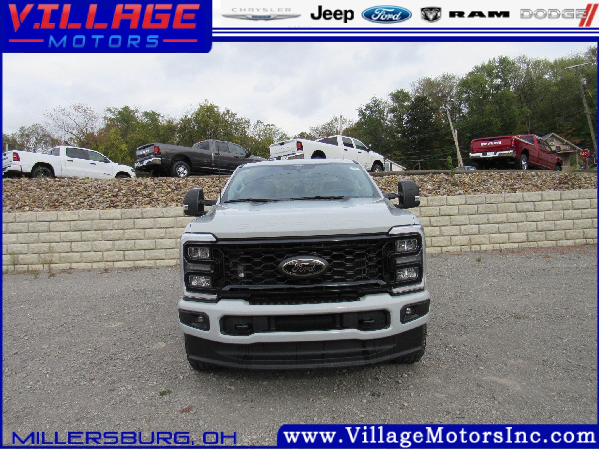 2026 Ford F-350 photo 2