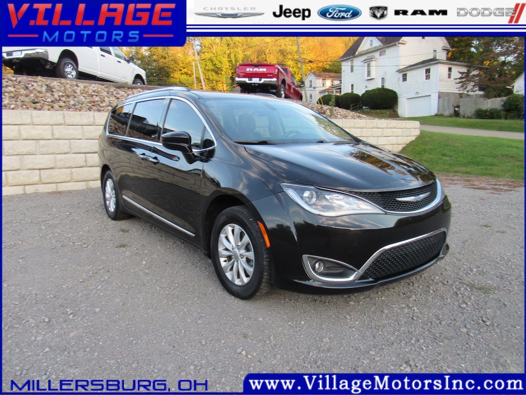 Used 2018 Chrysler Pacifica Touring L Plus Touring L Plus FWD