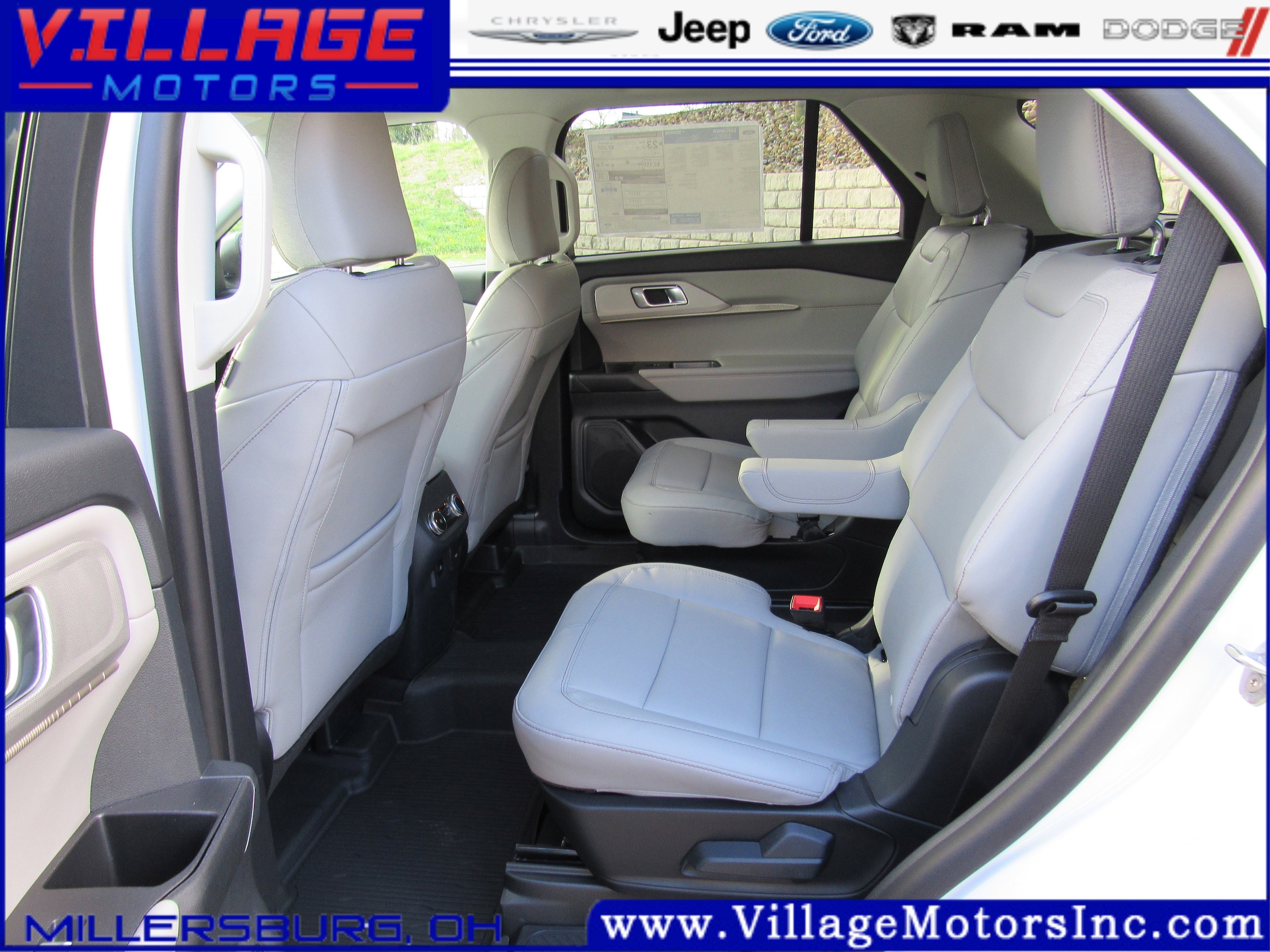 2026 Ford Explorer Active - Photo 15