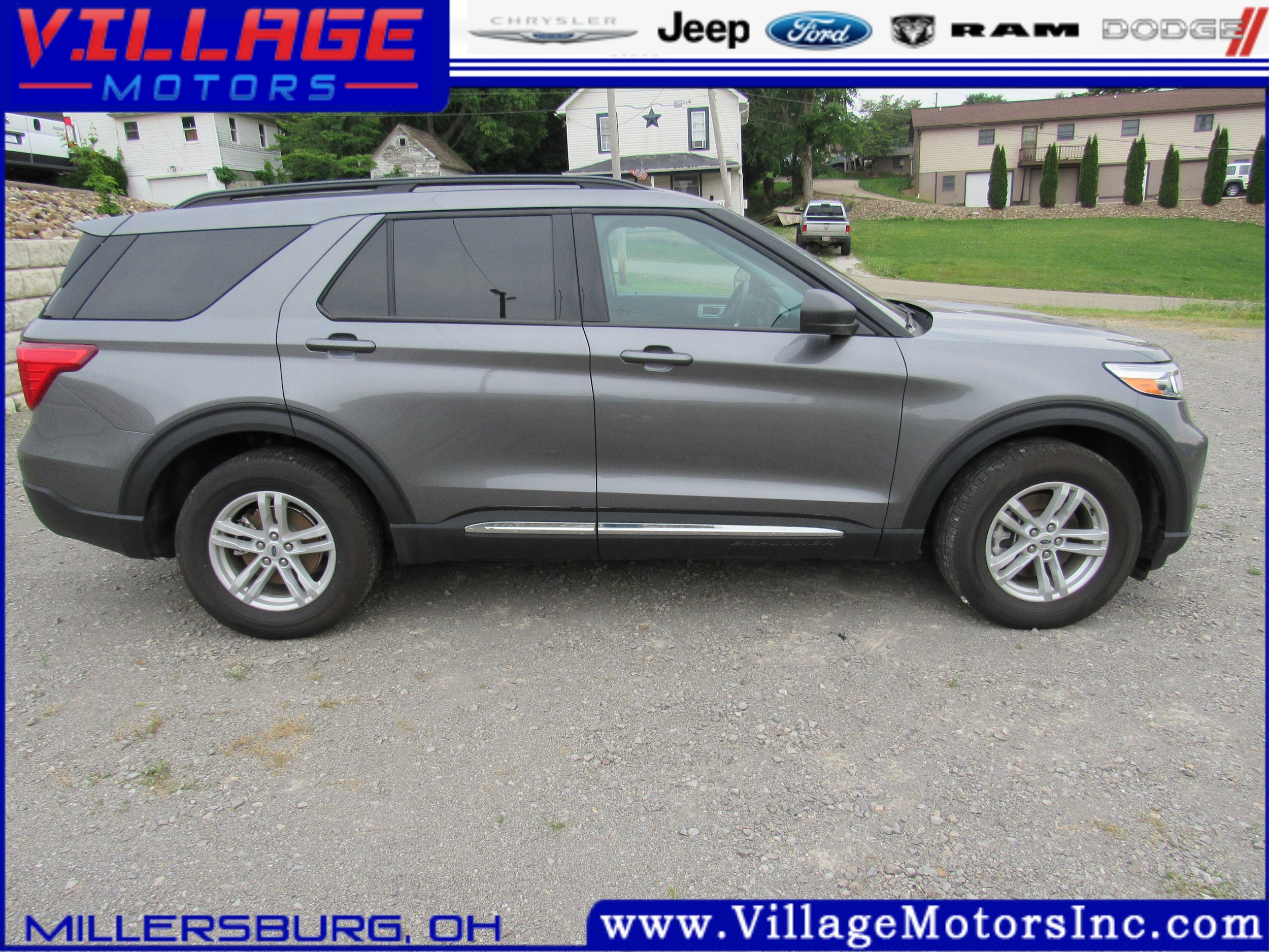 2023 Ford Explorer XLT - Photo 4