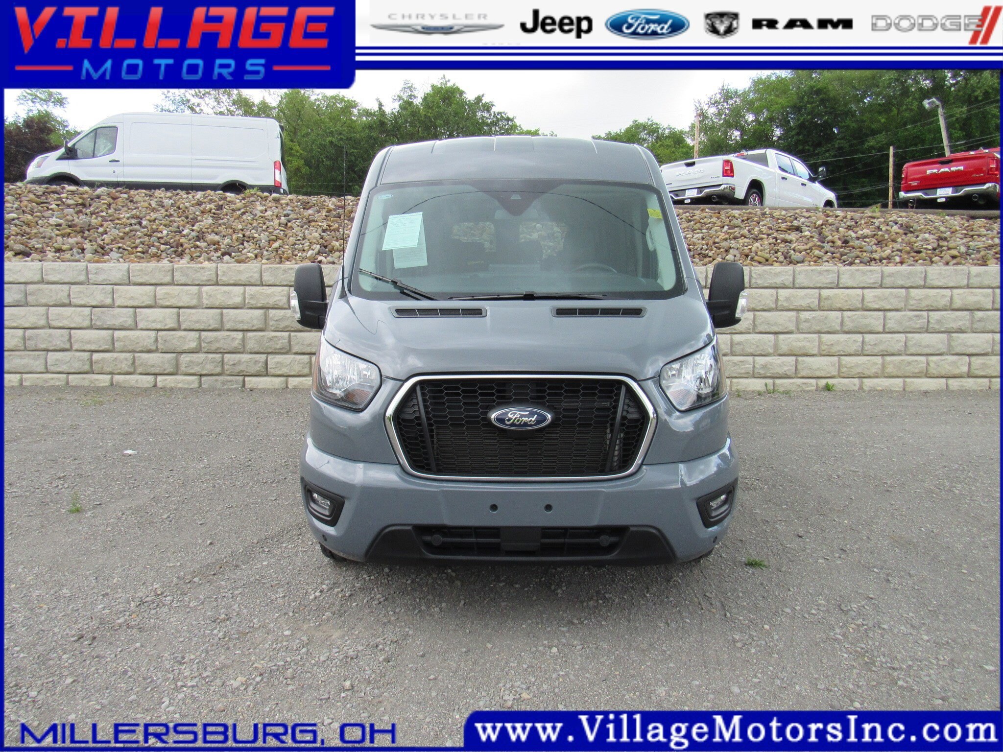 2024 Ford Transit Passenger XLT photo 2