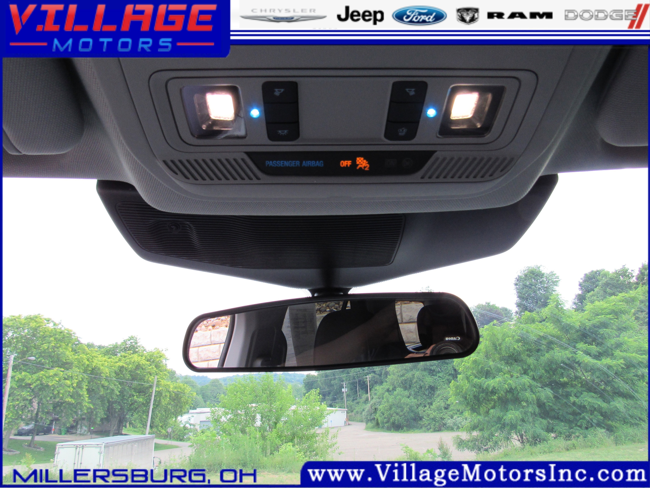 2023 Ford Explorer XLT - Photo 13