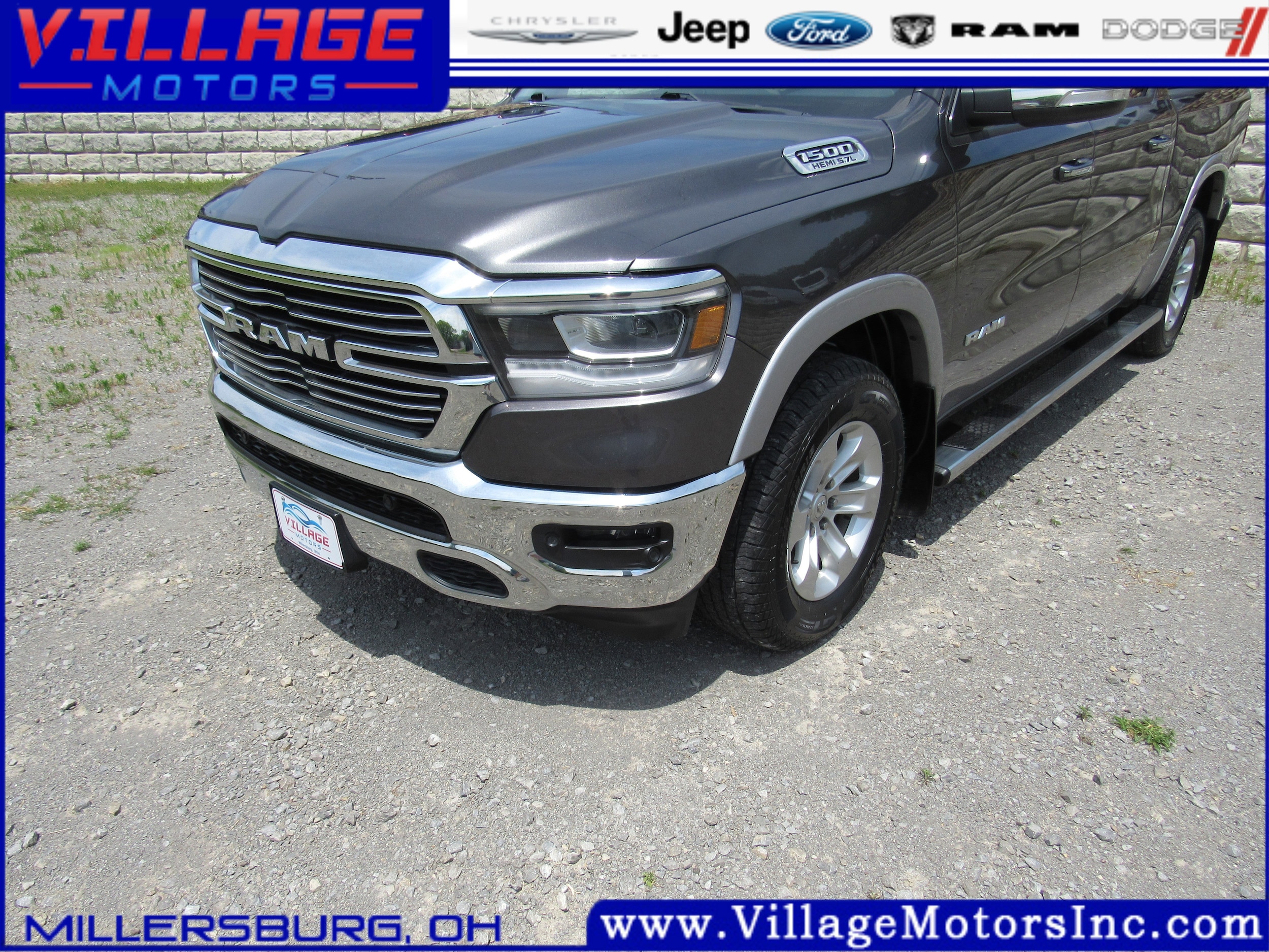 2019 RAM 1500 Laramie 4x4 Crew Cab 5'7's photo