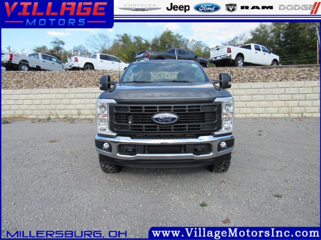 New 2025 Ford F350 Pickup XL 2025 FORD F-350 XL CREW CAB 160 WB 4WD HD