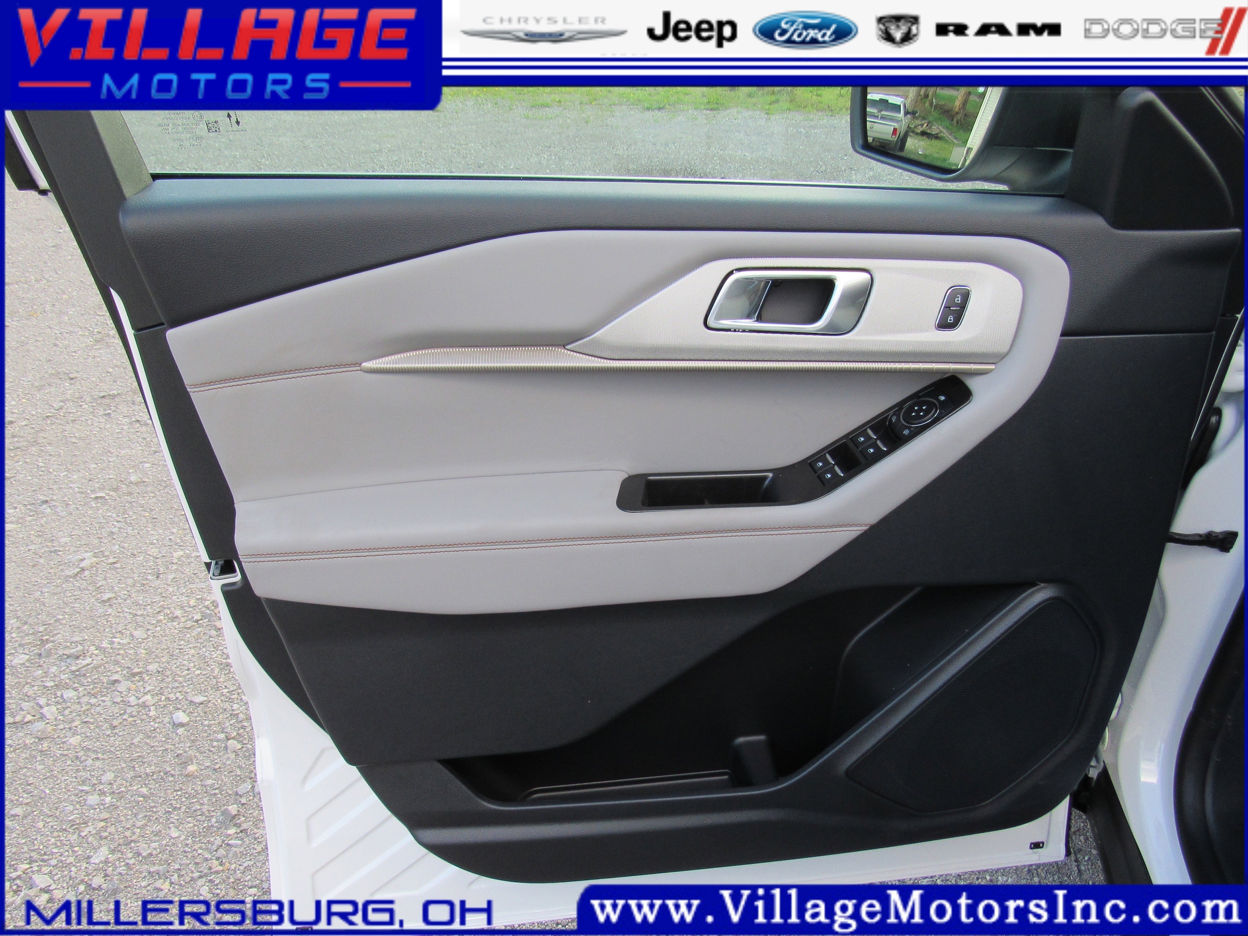 2026 Ford Explorer Active - Photo 6