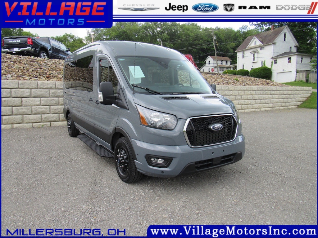 Used 2024 Ford Transit Passenger Wagon XLT T-350 148 Med Roof XLT AWD
