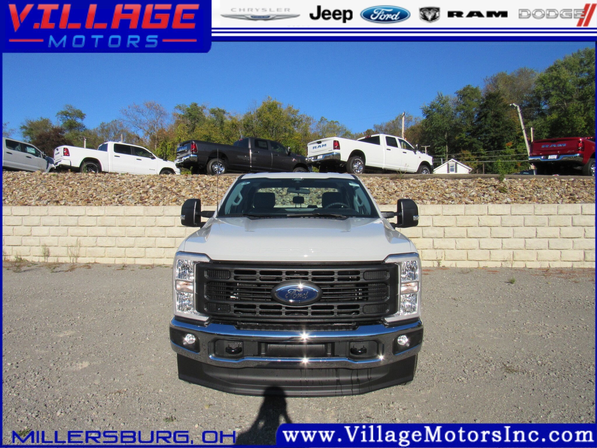 2026 Ford F-350 photo 2