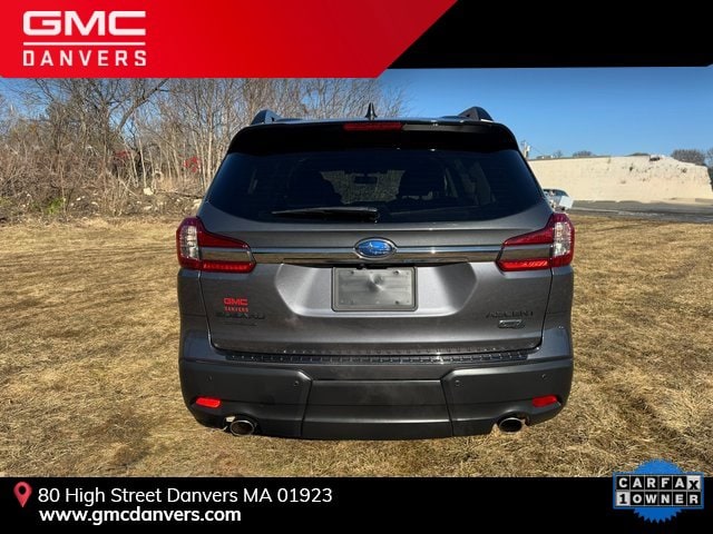 2022 Subaru Ascent Onyx Edition photo 2
