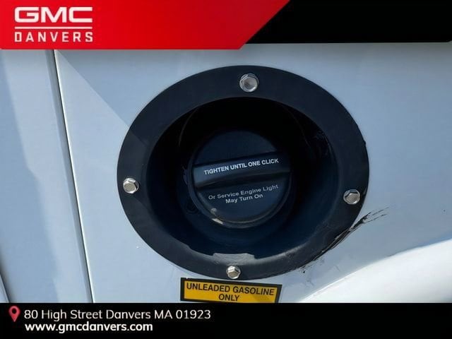 2025 GMC Sierra 3500HD Pro - Photo 9