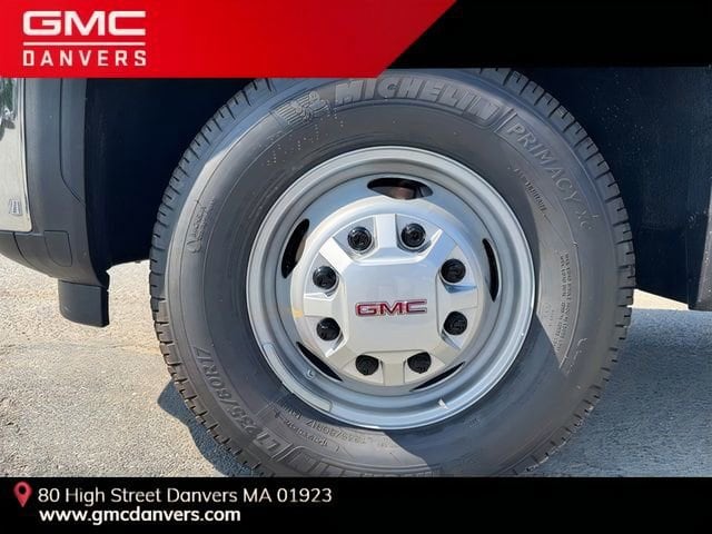 2025 GMC Sierra 3500HD Pro - Photo 7
