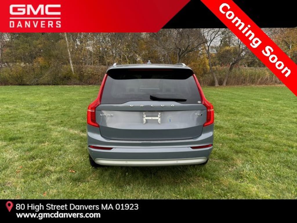 Used 2022 Volvo XC90 Momentum SUV