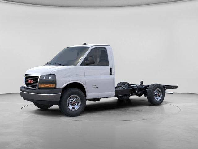 2026 Gmc Savana Cutaway 3500 photo 2