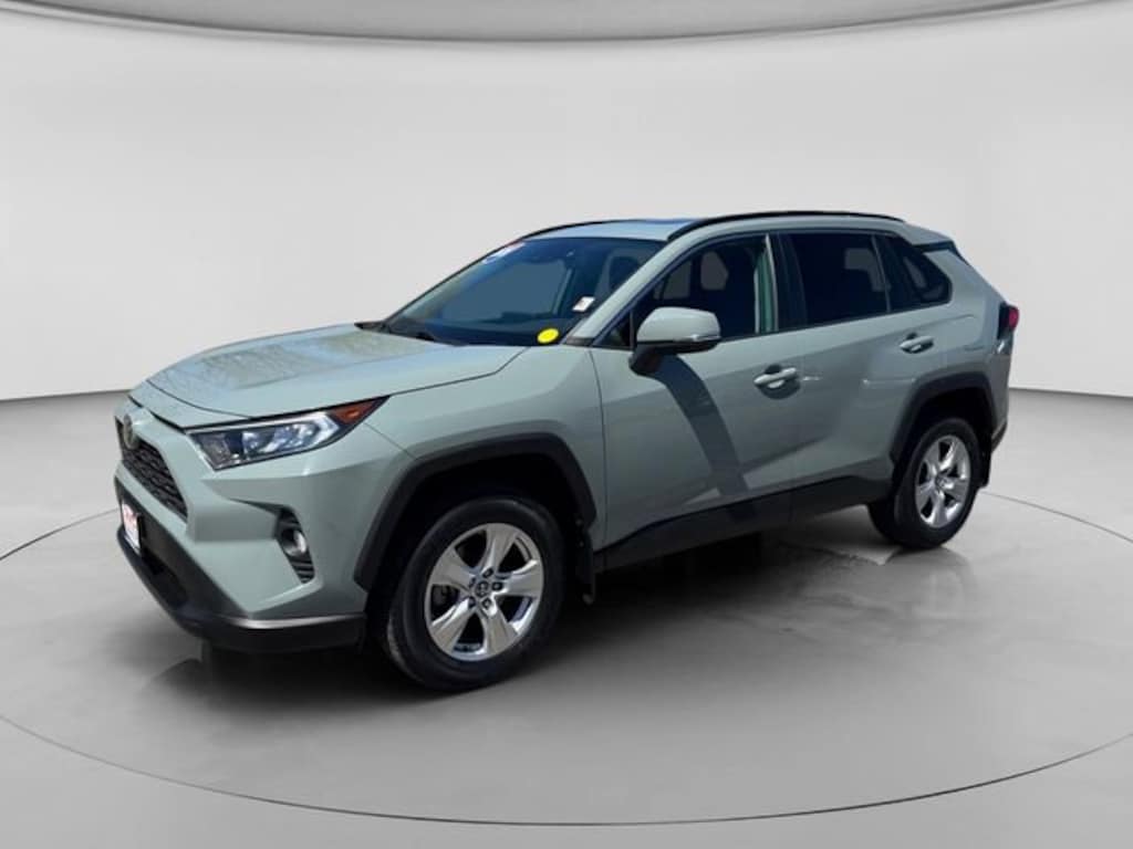 Used 2020 Toyota RAV4 XLE SUV